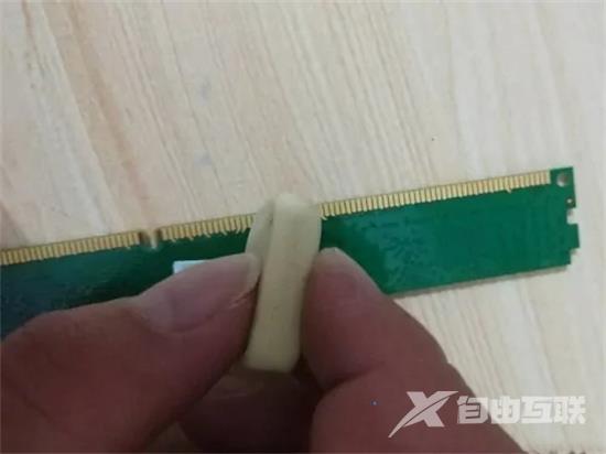 电脑显示无视频输入怎么办 主机开了电脑显示无视频输入的解决方法