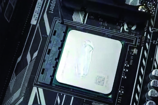 如何组装电脑?怎么安装AMD CPU?AMD锐龙处理器与主板安装操作步骤教程