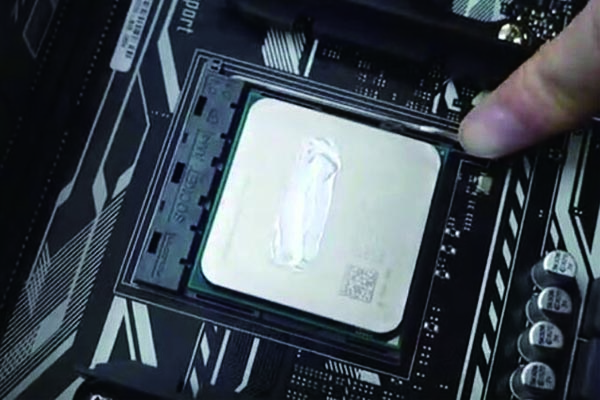 如何组装电脑?怎么安装AMD CPU?AMD锐龙处理器与主板安装操作步骤教程