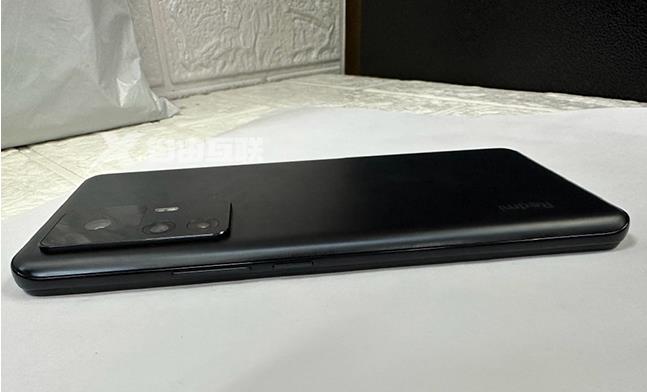 Redmi K50至尊版支持灵动岛吗插图1