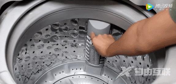 洗衣机的清理方法（长期不清洗洗衣机教你一个小妙招）(11)