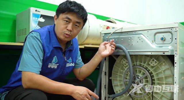 洗衣机无法排水如何处理（洗衣机不排水的原因及解决方法）(3)