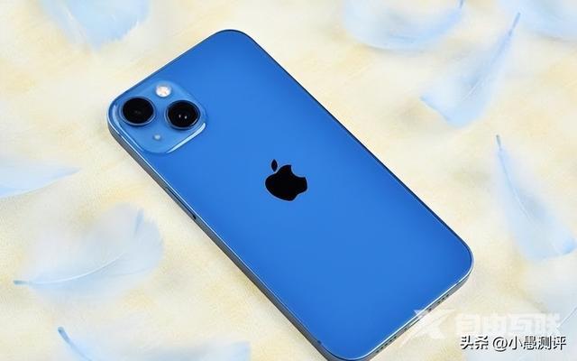 iphone 13多少钱一台（苹果13到底值不值得入手）(2)