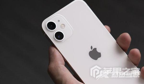 iphone 12在哪里换屏保