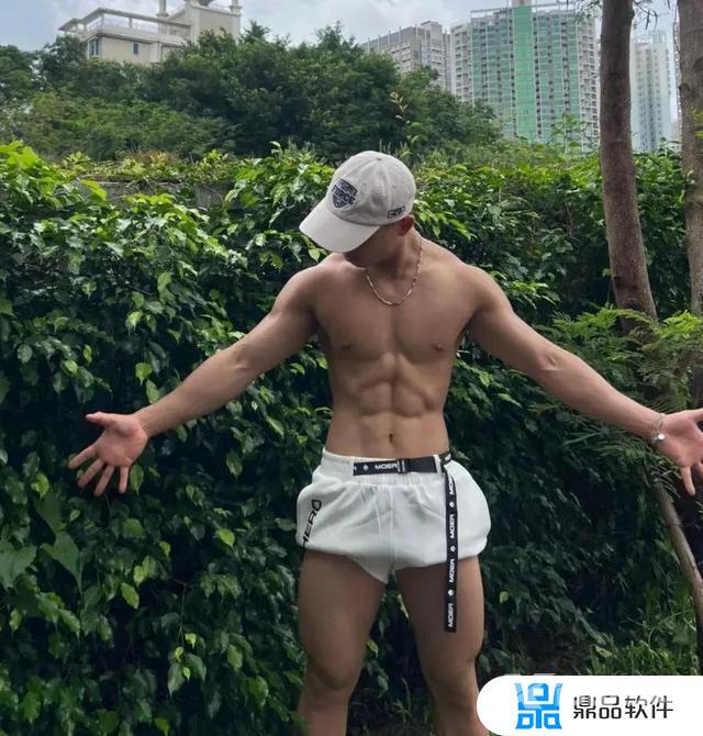 大男孩完美的身材什么歌抖音(大男孩完美的身材什么歌)