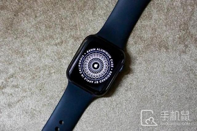 AppleWatchSeries8和SE哪个好