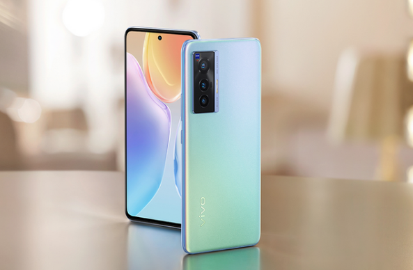 opporeno7Pro和vivoX70有哪些区别?opporeno7Pro和vivoX70配置区别介绍截图