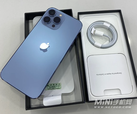 iPhone13Pro后盖是玻璃吗-背板是什么材质