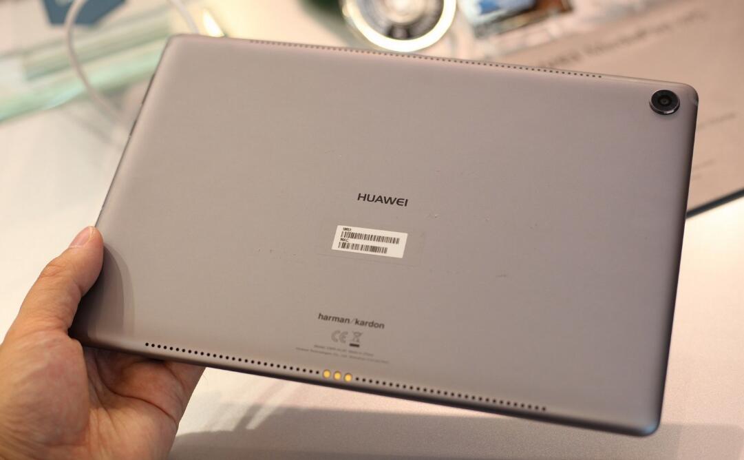 华为平板如何跟手机同步登录微信