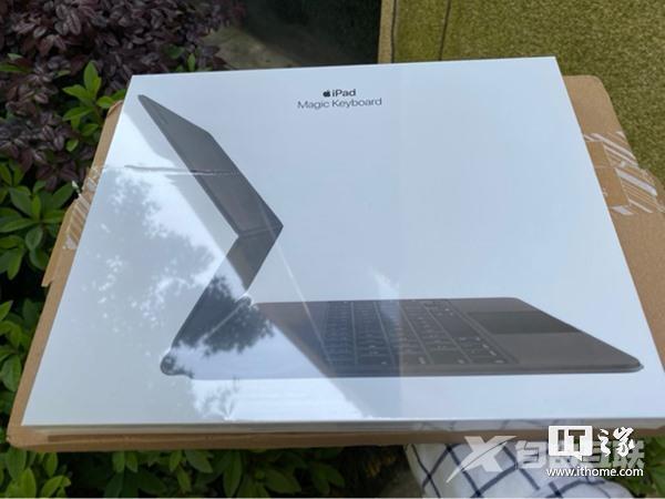 [经验] 苹果 iPad Pro 2020 款妙控键盘国行开箱：重量首曝