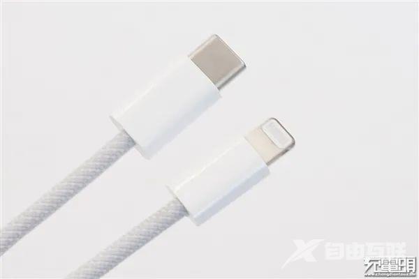 iPhone12 标配充电线曝光，终于换了！