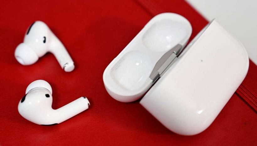 airpods2无线充电盒和有线有什么区别(3)