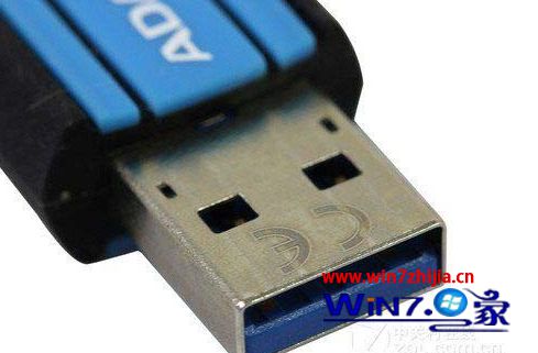 USB3.0接口基座为蓝色